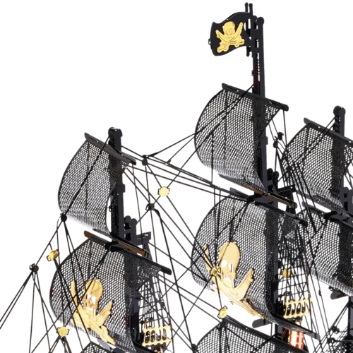 Golden cannon details on The Black Pearl metal model