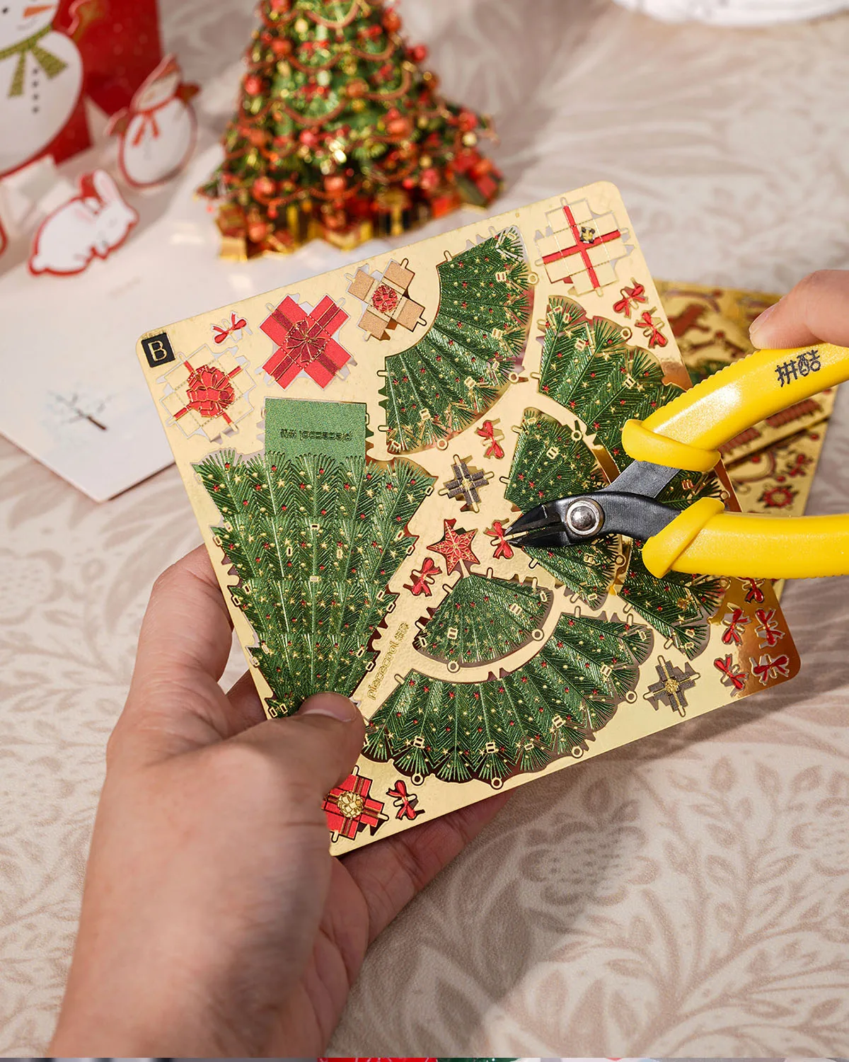 Christmas Tree Fridge Magnet - Image 7