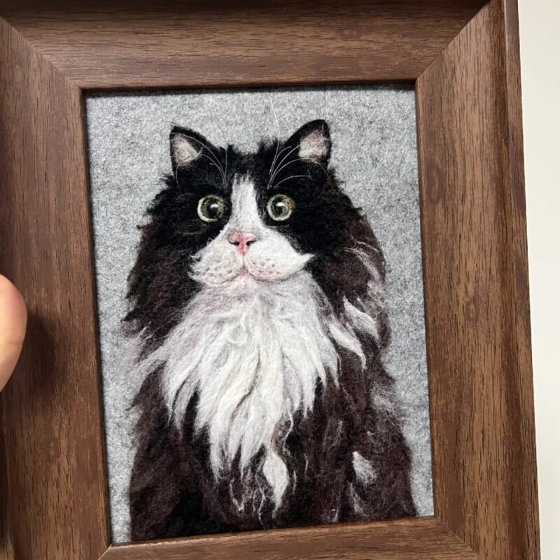 Custom Needle Felted Pet Portrait from Photo – Handmade Personalized Wool Pet Replica